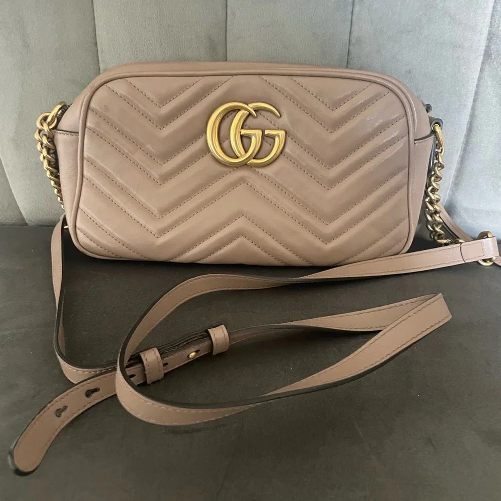 Gucci Marmont Small Shoulder Bag - Picture 1 of 5